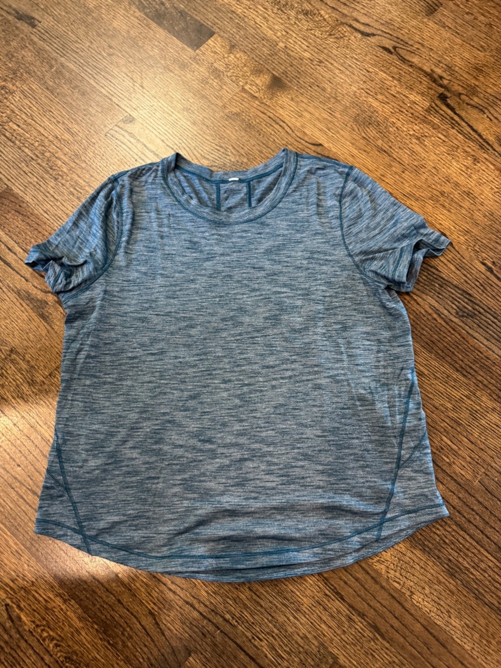 Lululemon Meant To Move Tee